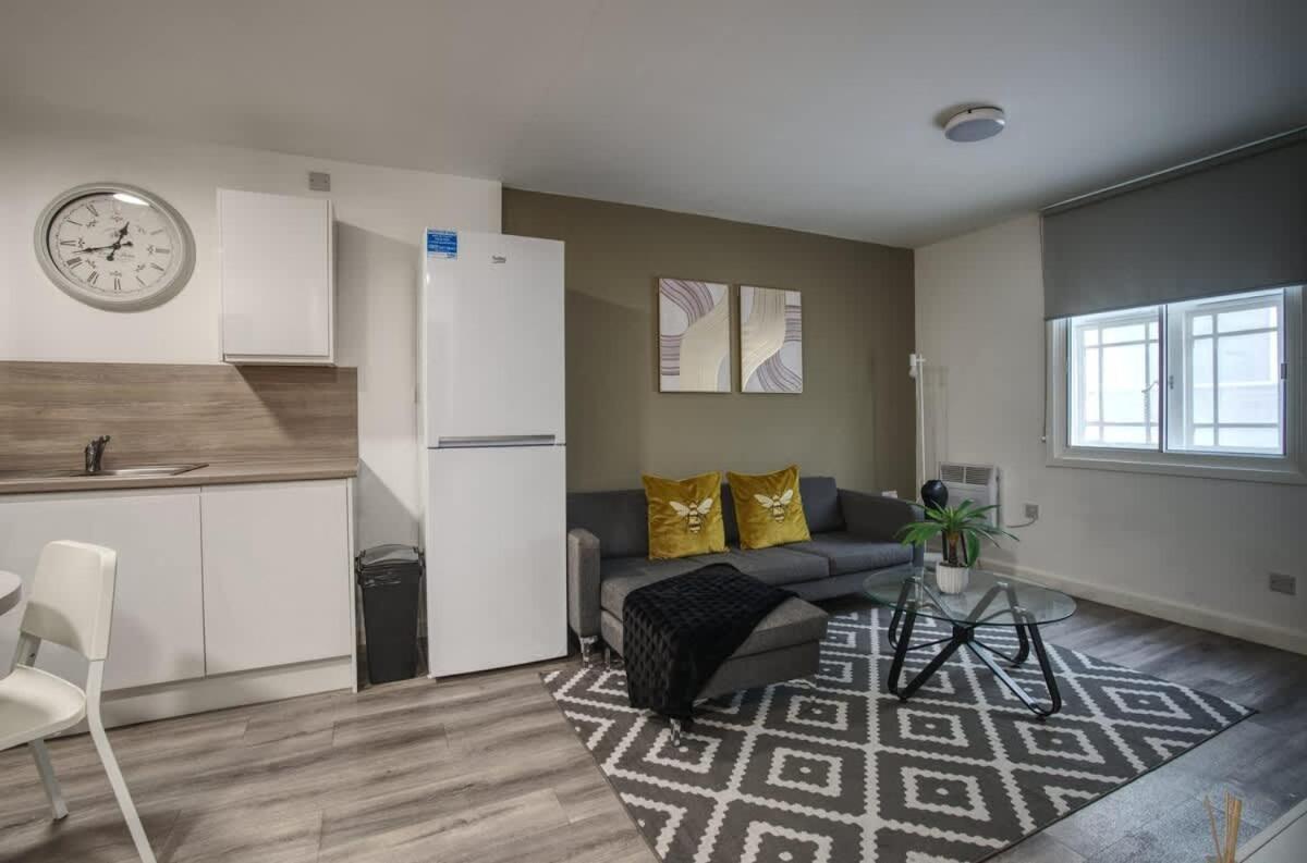 2Br City Centre Apt, Self Check In, Wifi, By Derbnb Sheffield Exterior photo