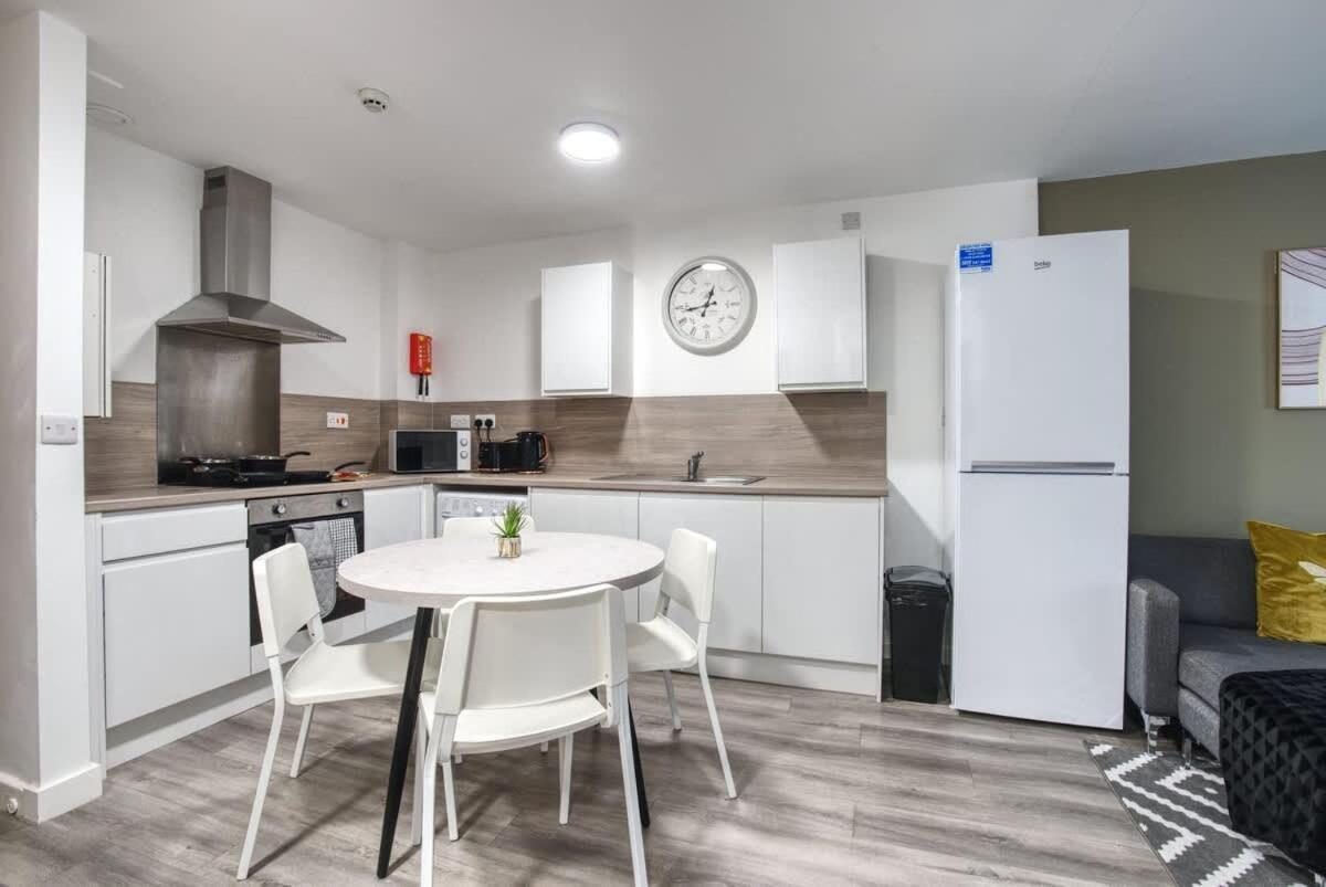 2Br City Centre Apt, Self Check In, Wifi, By Derbnb Sheffield Exterior photo